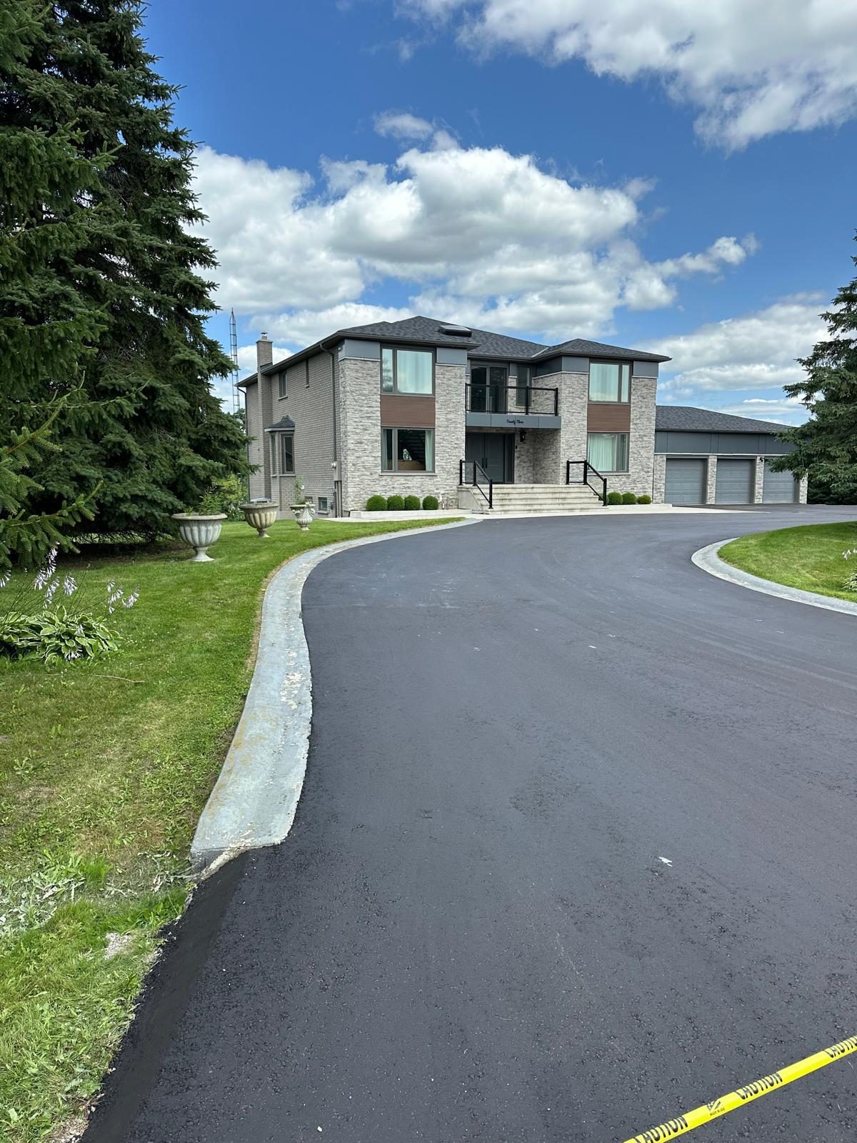 Estate driveway
